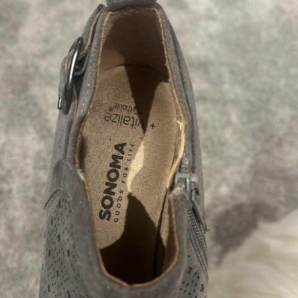 SONOMA BOOTIES - Picture 3 of 7